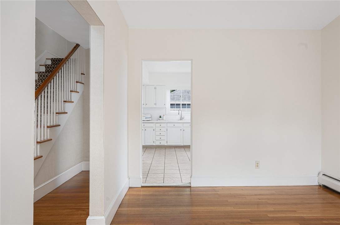 119 Upton Avenue Providence, RI 02906 - Photo 15 of 44