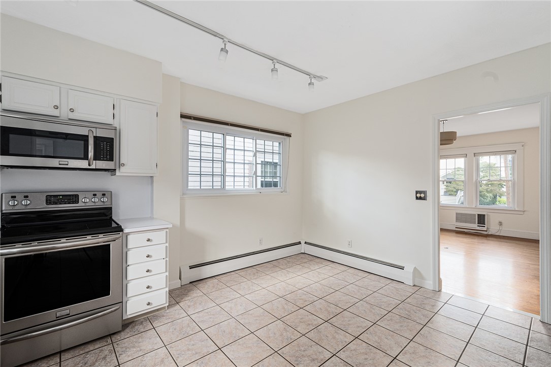 119 Upton Avenue Providence, RI 02906 - Photo 21 of 44