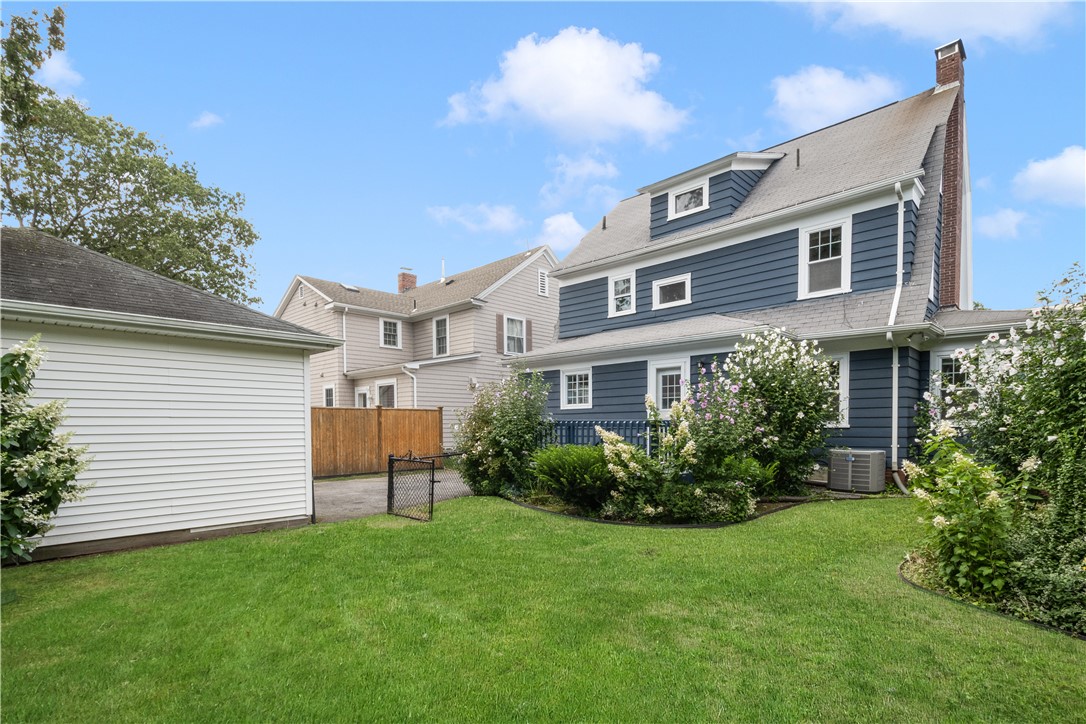 119 Upton Avenue Providence, RI 02906 - Photo 39 of 44