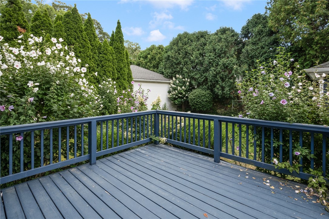 119 Upton Avenue Providence, RI 02906 - Photo 43 of 44