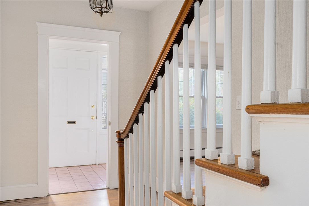 119 Upton Avenue Providence, RI 02906 - Photo 6 of 44