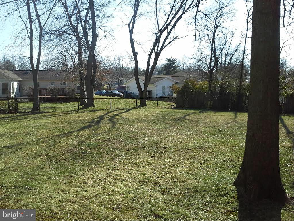 605 West Church Road Sterling, VA 20164 - Photo 3 of 14 Exterior (Rear)
