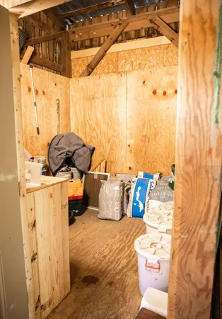 $800,000 | 5761 Lexie Beans Creek Road, Belvidere, TN 37306