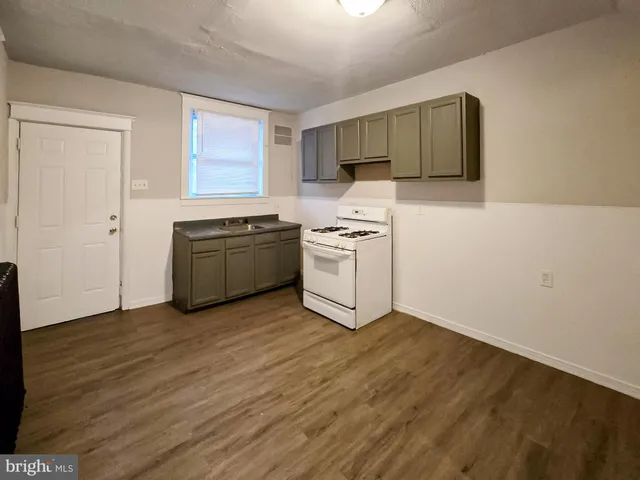 $1,475 | 5629 Hazel Avenue, Philadelphia, PA 19143