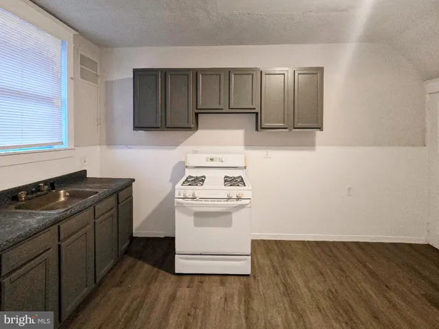 $1,475 | 5629 Hazel Avenue, Philadelphia, PA 19143