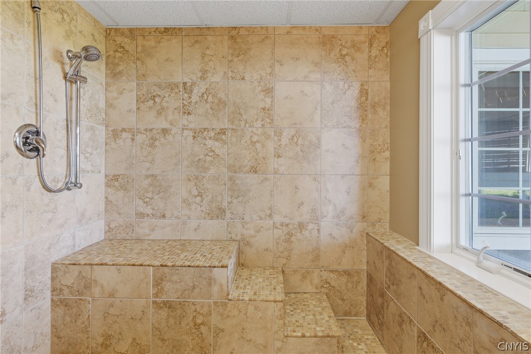 304 Lakeshore Road Oswego, NY 13126 - Photo 30 of 50