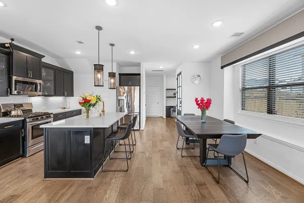 $2,550 | 27903 Western Crk Court, Katy, TX 77494