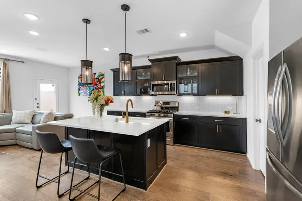 $2,550 | 27903 Western Crk Court, Katy, TX 77494