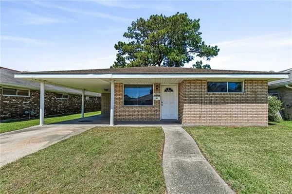 $170,000 | 2428 Charles Drive, Chalmette, LA 70043