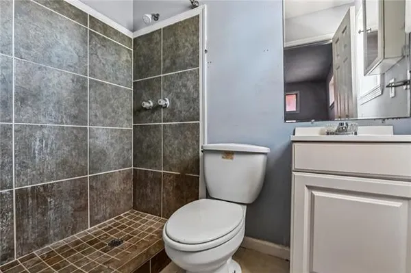 $170,000 | 2428 Charles Drive, Chalmette, LA 70043