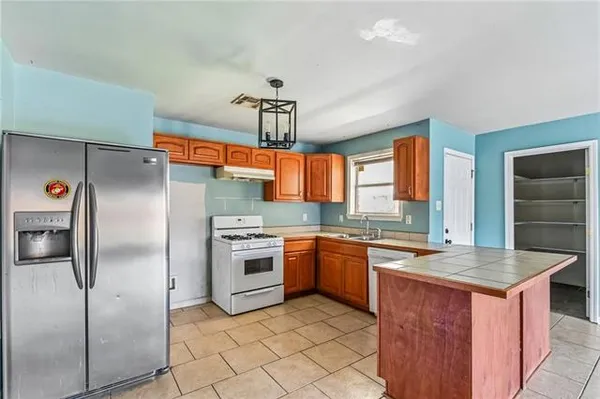 $170,000 | 2428 Charles Drive, Chalmette, LA 70043