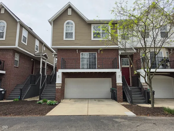 $1,550 | 1480 Royal View Lane, Greenwood, IN 46143