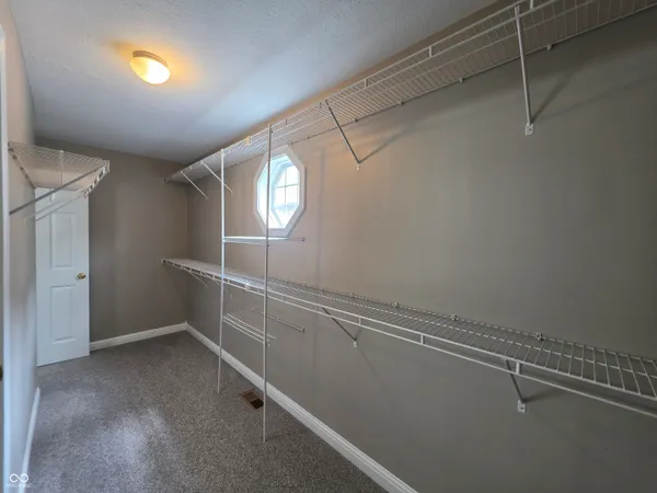 $1,550 | 1480 Royal View Lane, Greenwood, IN 46143