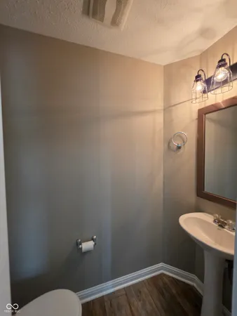 $1,550 | 1480 Royal View Lane, Greenwood, IN 46143