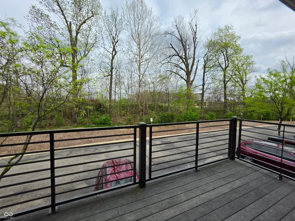 $1,550 | 1480 Royal View Lane, Greenwood, IN 46143