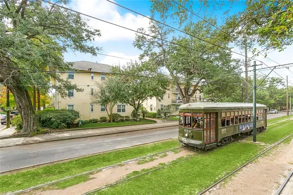 $385,000 | 7444 St Charles Avenue, Unit 204, New Orleans, LA 70118