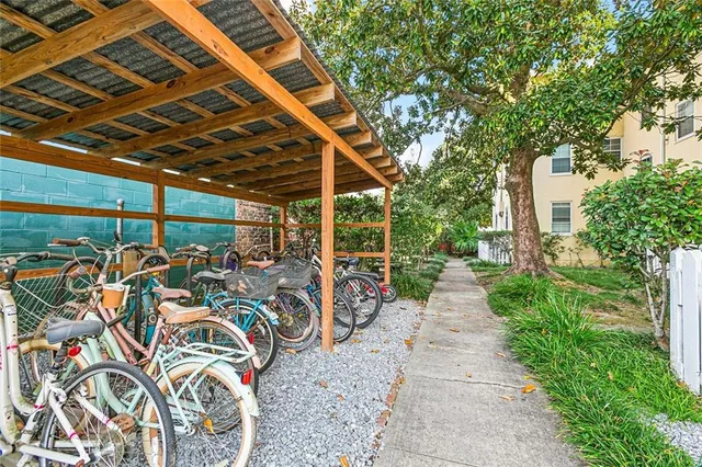 $385,000 | 7444 St Charles Avenue, Unit 204, New Orleans, LA 70118