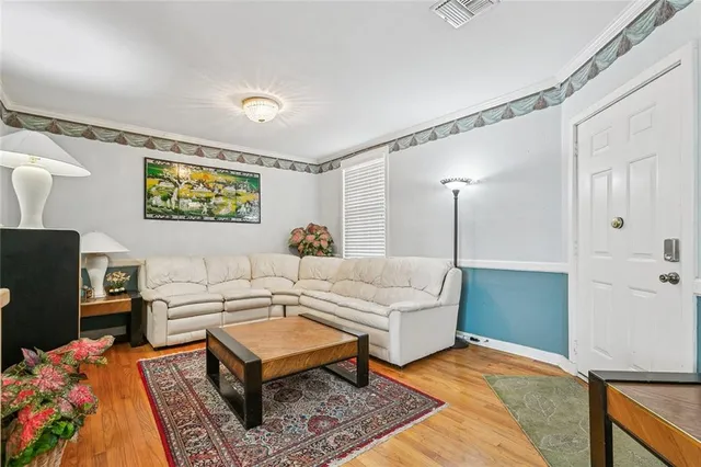 $385,000 | 7444 St Charles Avenue, Unit 204, New Orleans, LA 70118