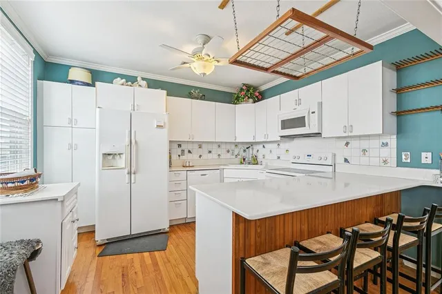 $385,000 | 7444 St Charles Avenue, Unit 204, New Orleans, LA 70118