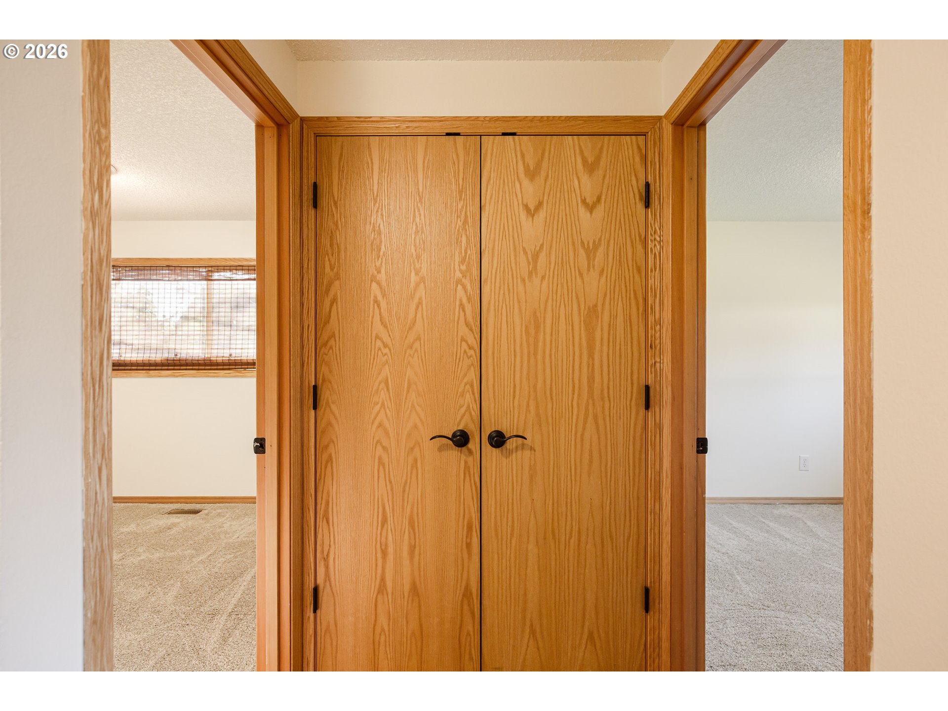 913 South Fir Court Canby, OR 97013 - Photo 26 of 37 a bathroom with a shower and a door