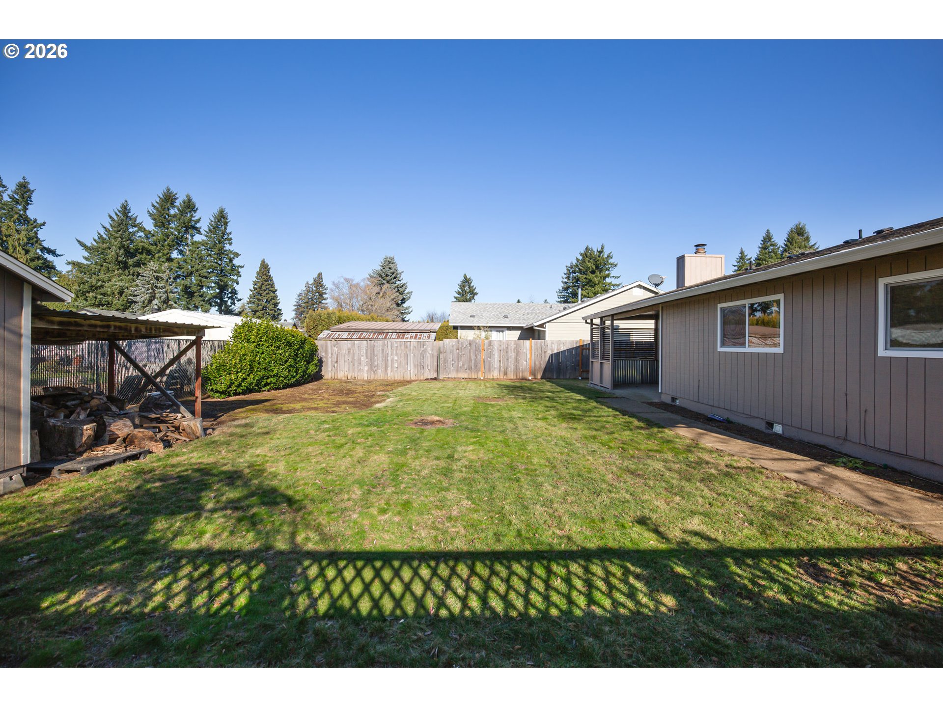 913 South Fir Court Canby, OR 97013 - Photo 32 of 37 a view of outdoor space and yard