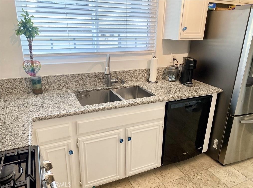 1450 West 146th Street, Unit 2 Gardena, CA 90247 - Photo 13 of 31