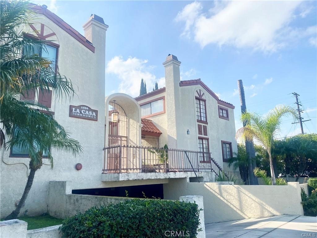 1450 West 146th Street, Unit 2 Gardena, CA 90247 - Photo 4 of 31