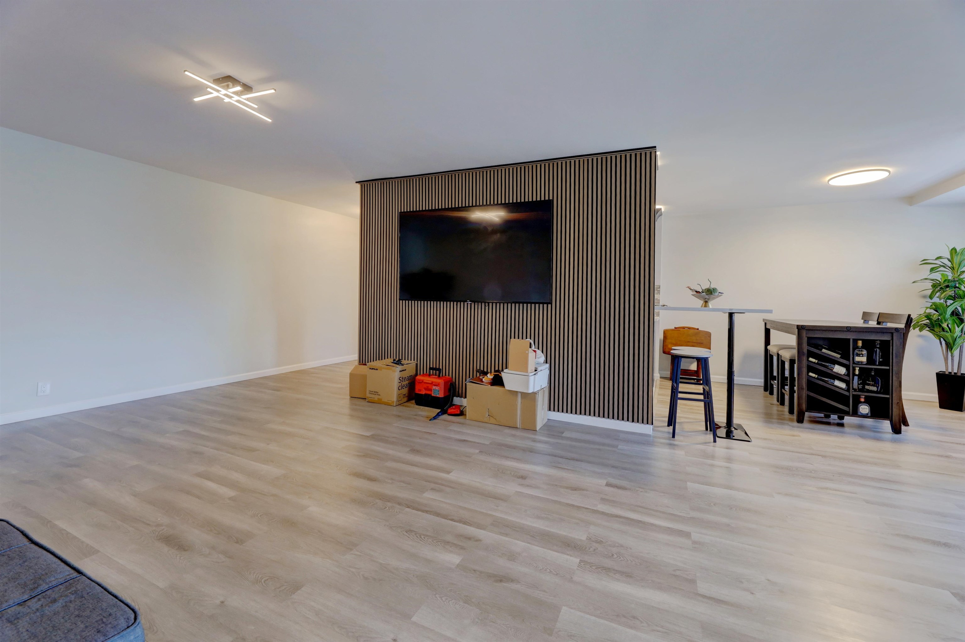 301 Beech Street, Unit 7A Hackensack, NJ 07601 - Photo 8 of 11 a view of a room with gaming equipment