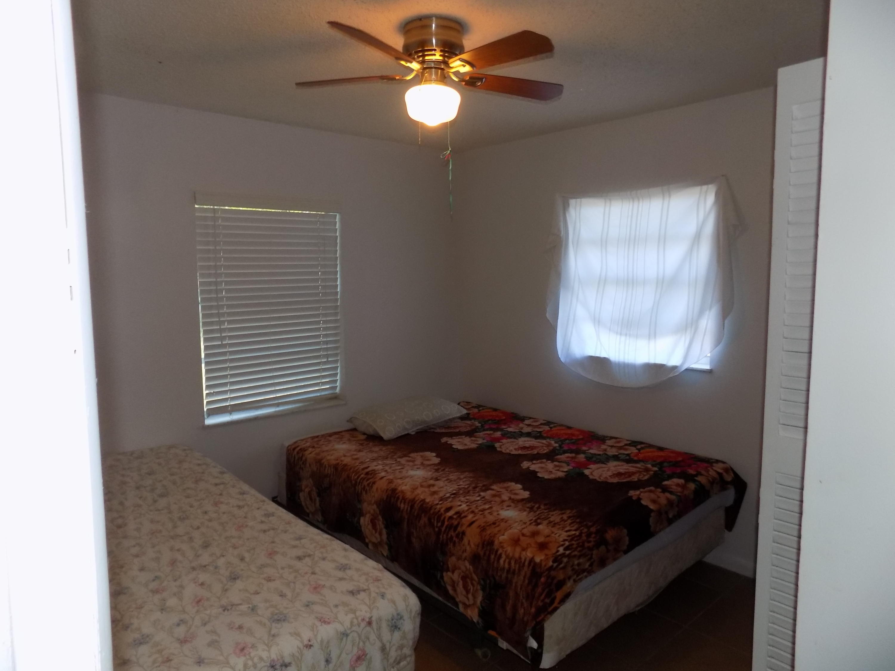 7906 Hamilton Avenue Fort Pierce, FL 34951 - Photo 10 of 17 DSCN4453