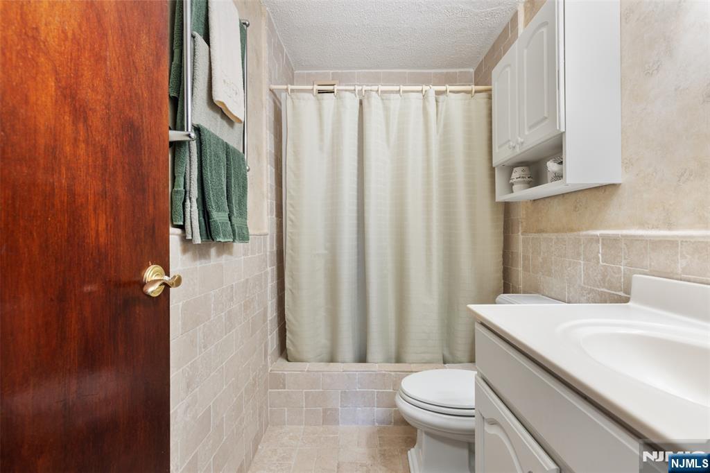 151 Prospect Avenue, Unit 9D Hackensack, NJ 07601 - Photo 25 of 38