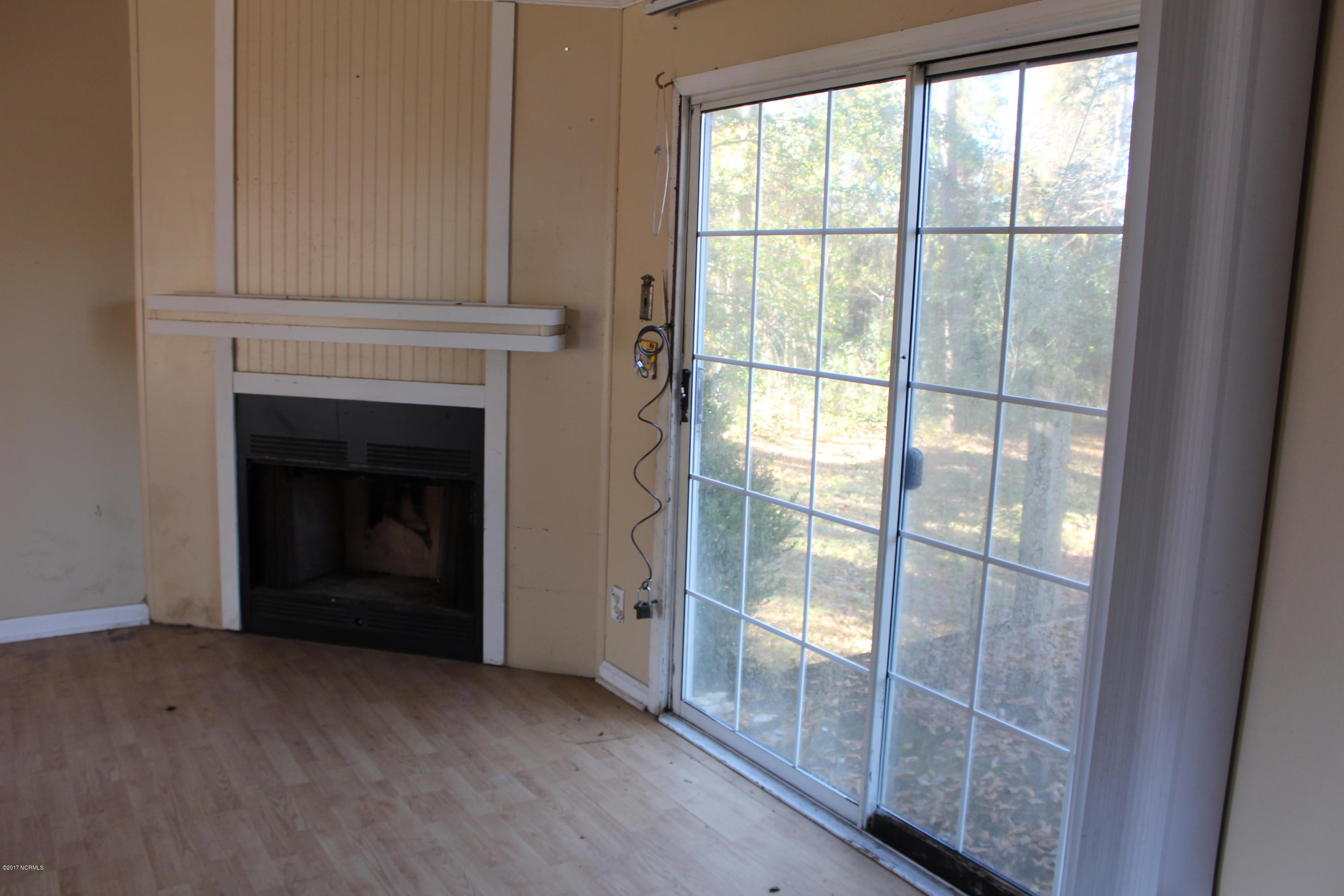 305 Bernhurst Road New Bern, NC 28560 - Photo 21 of 29 IMG_0731