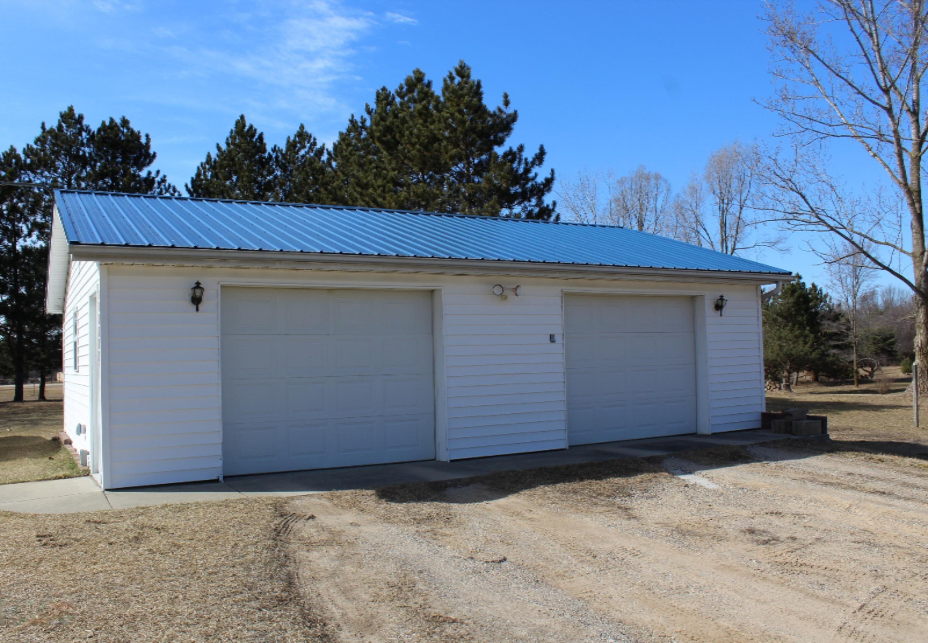 1818 Johnson Road Gowen, MI 49326 - Photo 6 of 41 2+ Stall Garage