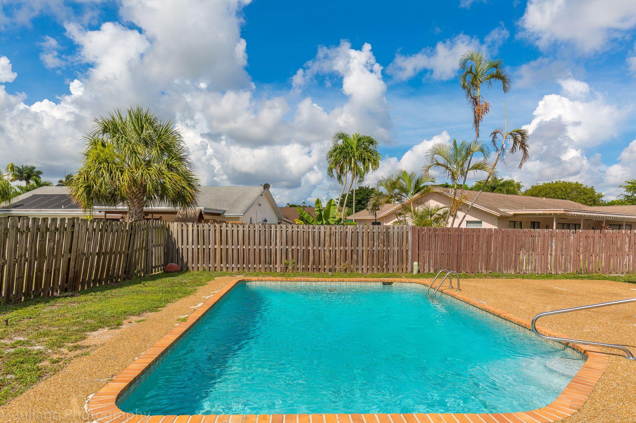 17647 Holly Brook Way Boca Raton, FL 33487 - Photo 5 of 12 Oversized 18' x 30' Pool