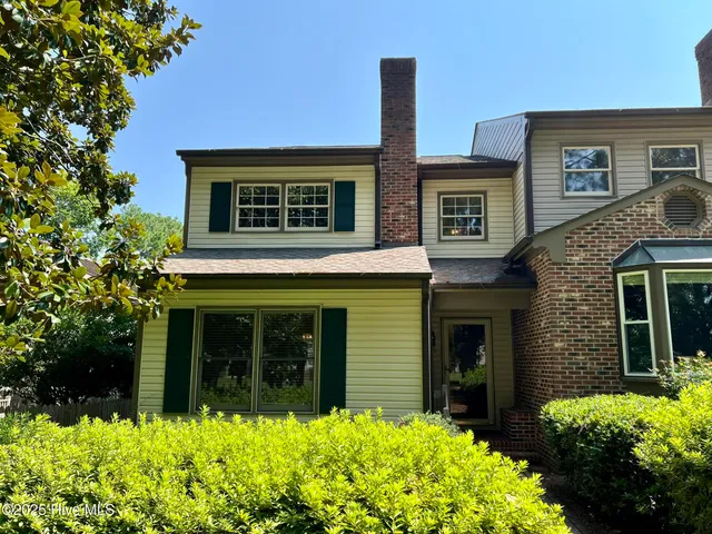 $1,850 | 225 East New York Avenue, Southern Pines, NC 28387