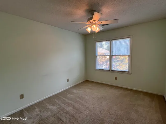 $1,850 | 225 East New York Avenue, Southern Pines, NC 28387