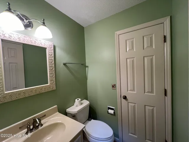 $1,850 | 225 East New York Avenue, Southern Pines, NC 28387