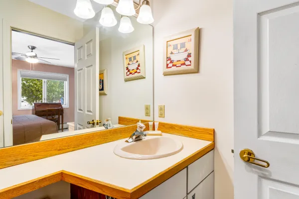 $399,900 | 144 Mountainside Drive, Unit K204, Stowe, VT 05672