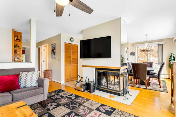 $399,900 | 144 Mountainside Drive, Unit K204, Stowe, VT 05672