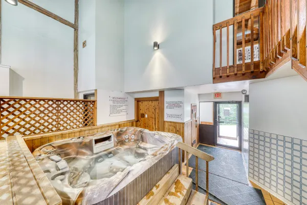 $399,900 | 144 Mountainside Drive, Unit K204, Stowe, VT 05672