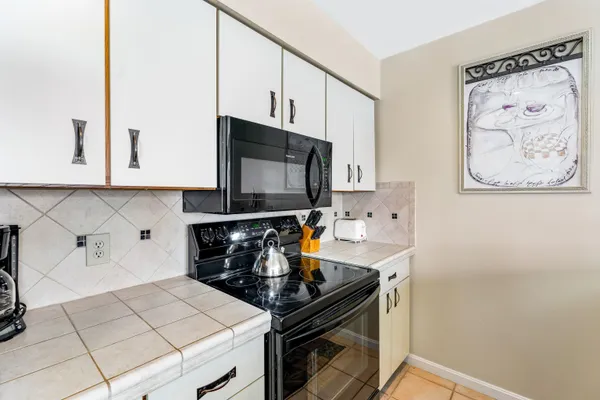 $399,900 | 144 Mountainside Drive, Unit K204, Stowe, VT 05672