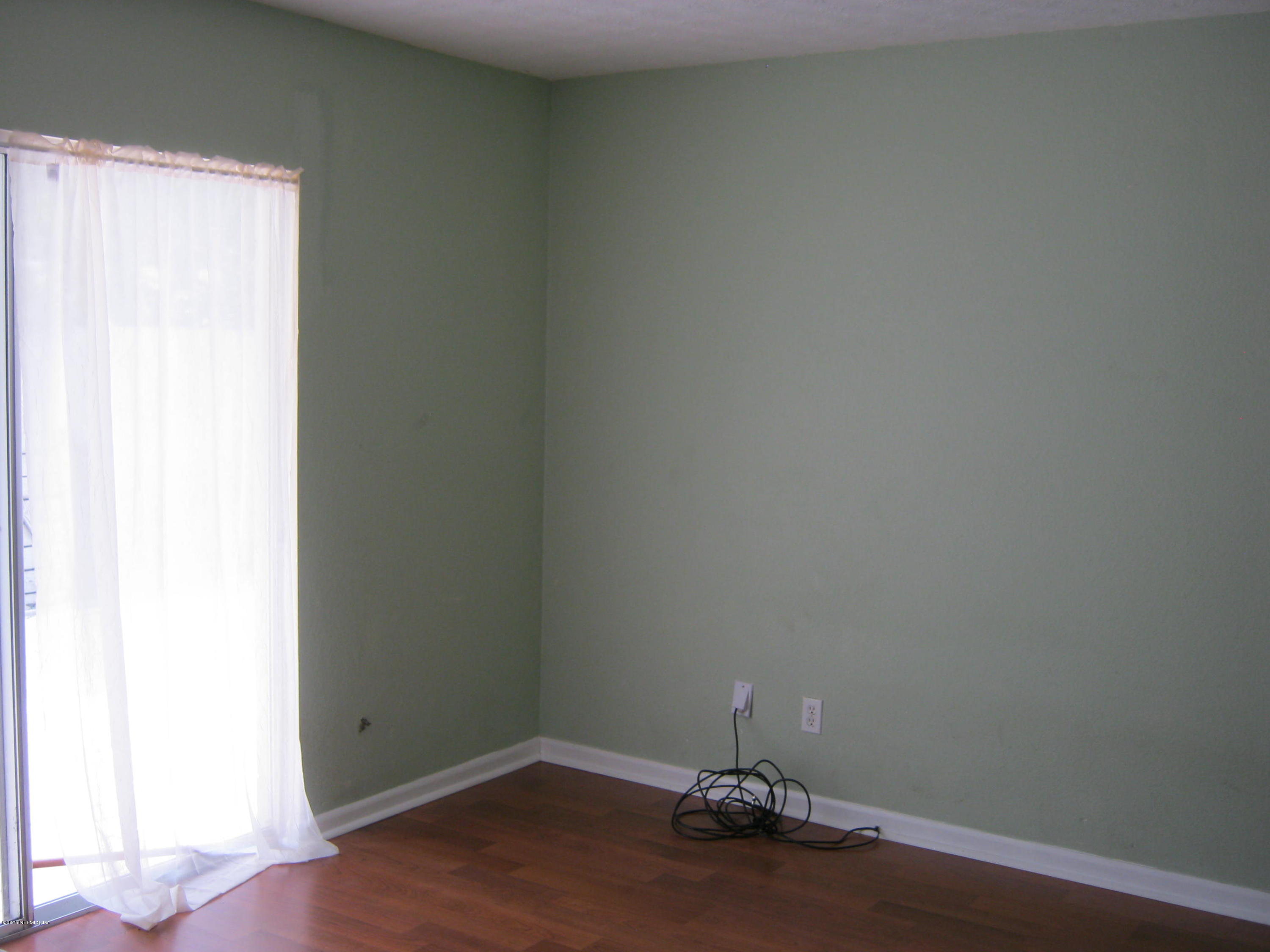 94 Dutton Island Road West Atlantic Beach, FL 32233 - Photo 13 of 16 Bedroom 1