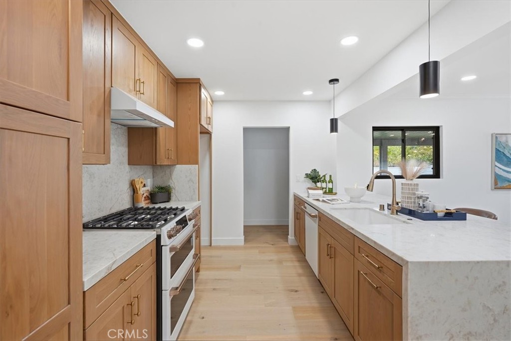 1814 North Studebaker Road Long Beach, CA 90815 - Photo 11 of 32
