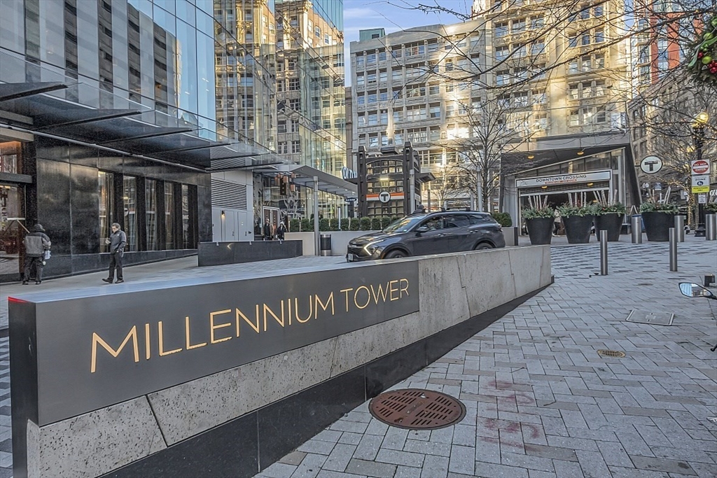 1 Franklin Street, Unit 2014 Boston, MA 02110 - Photo 16 of 18