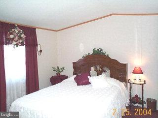 107 Park Lane Lititz, PA 17543 - Photo 5 of 5 Gallery Image 5