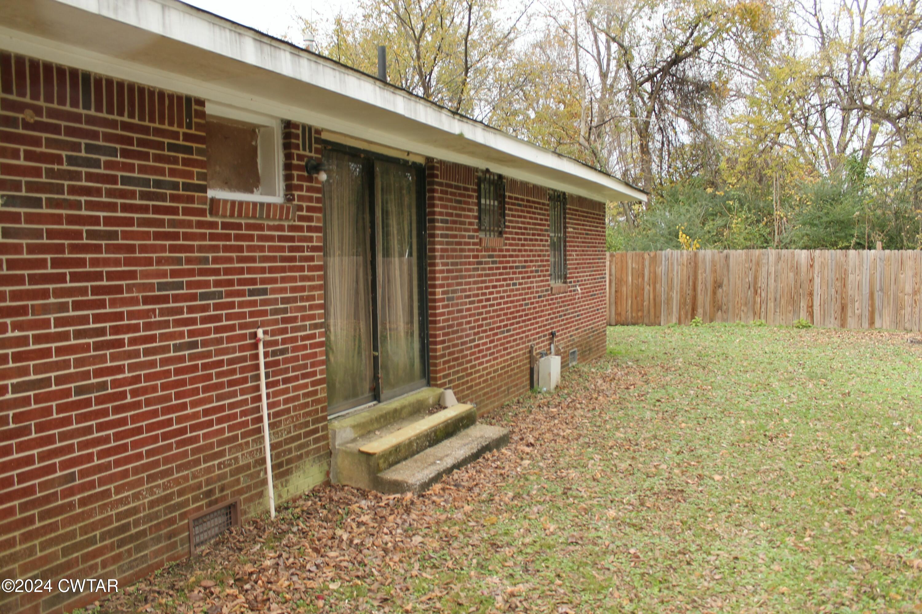 322 Jones Street Newbern, TN 38059 - Photo 3 of 16 tempImagekfQfwt