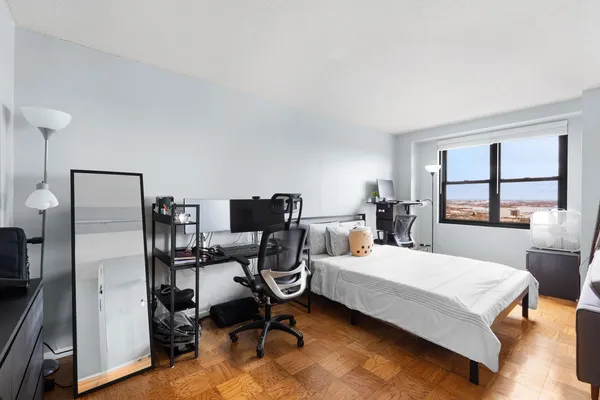 $1,975 | 201 St Pauls Avenue, Unit 17P, Jersey City, NJ 07306