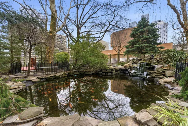 $1,975 | 201 St Pauls Avenue, Unit 17P, Jersey City, NJ 07306