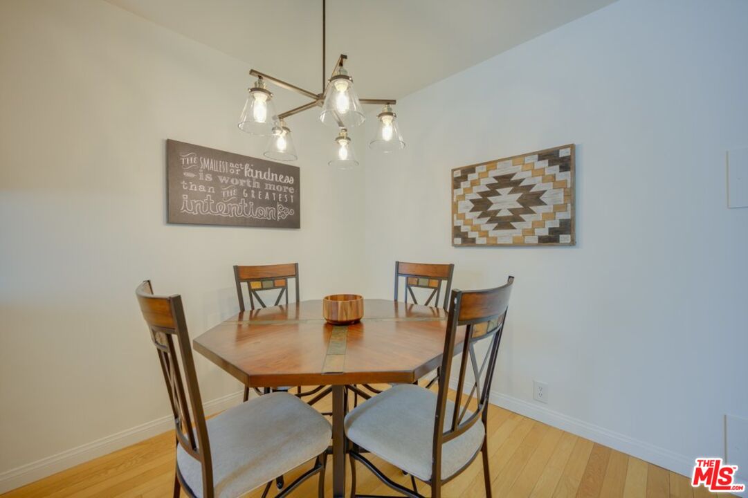 1918 11th Street, Unit F Santa Monica, CA 90404 - Photo 8 of 14 a view of a dining room with furniture
