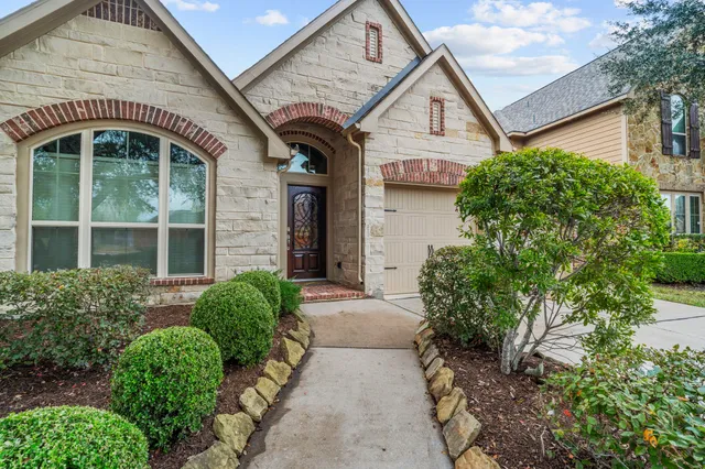 $475,000 | 11 Painted Grove Court, Missouri City, TX 77459