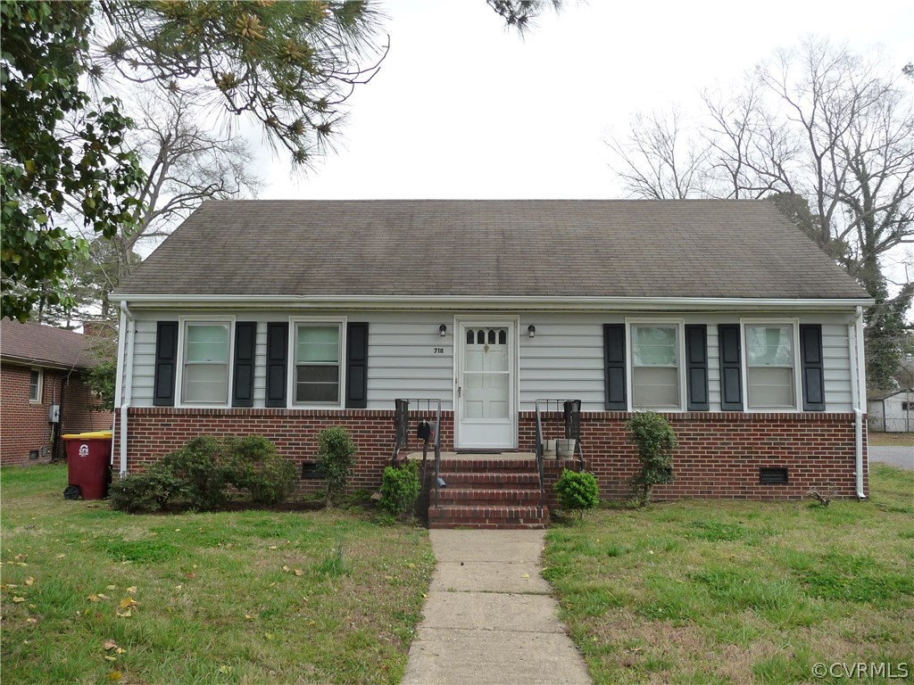 718 Hampton Road Petersburg, VA 23805 - Photo 1 of 4 Gallery Image 1